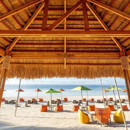 Oceanica Resort Panglao, Bohol Dış mekan fotoğraf The beach at the Hard Rock Hotel
