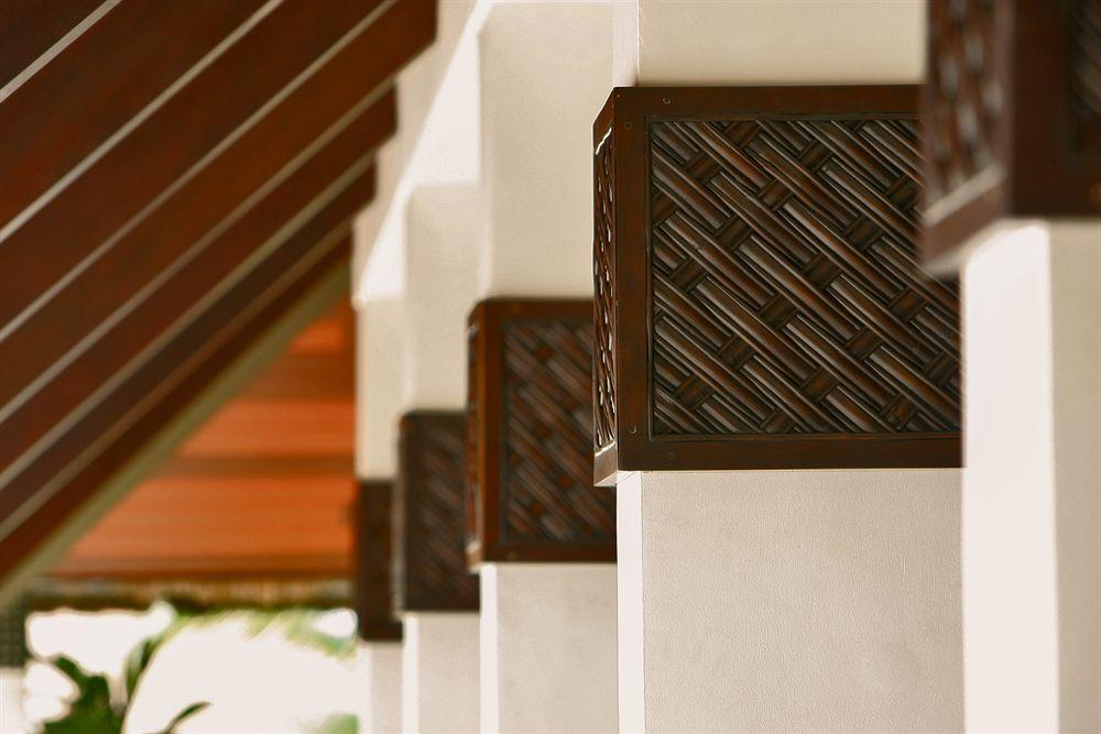 Oceanica Resort Panglao, Bohol Dış mekan fotoğraf Detail of the staircase