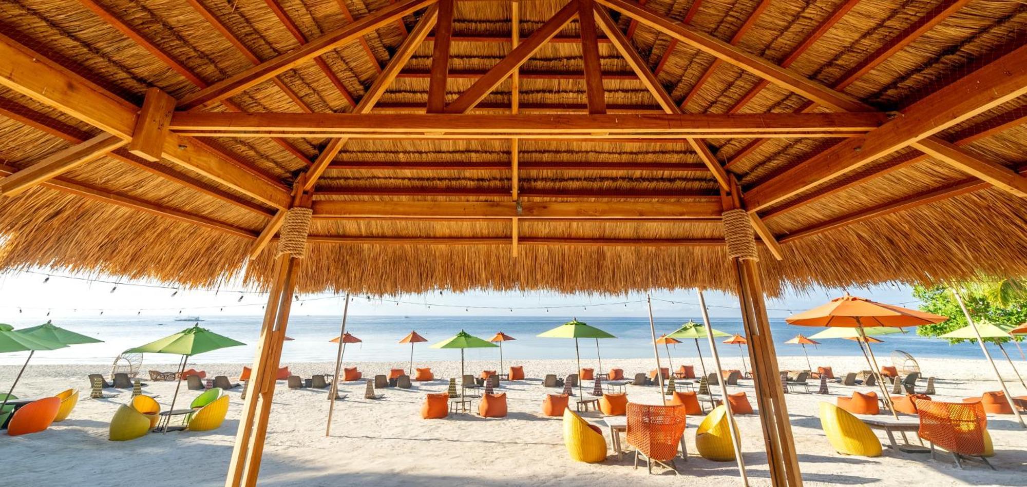 Oceanica Resort Panglao, Bohol Dış mekan fotoğraf The beach at the Hard Rock Hotel