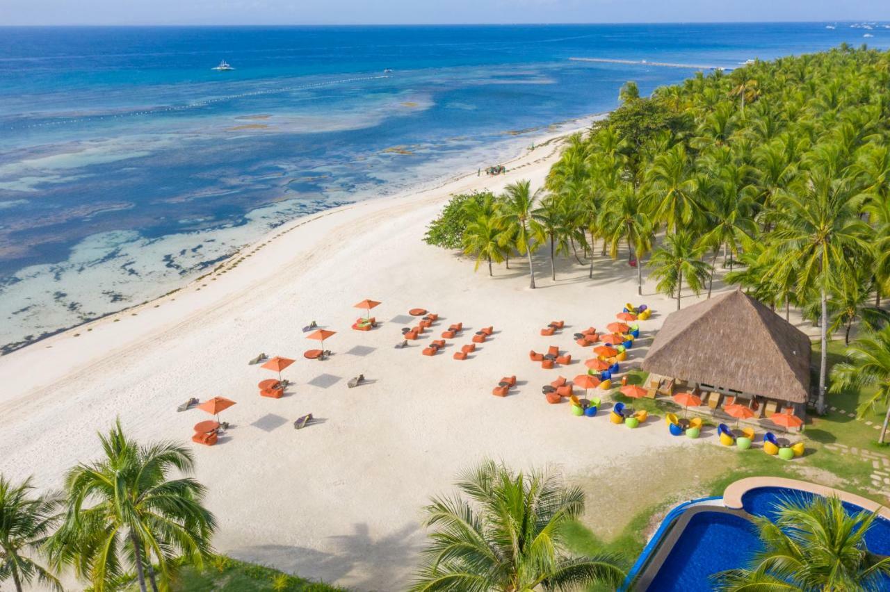 Oceanica Resort Panglao, Bohol Dış mekan fotoğraf Aerial view of the beach at the resort